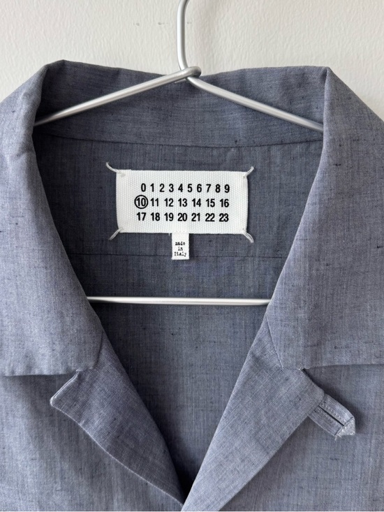 Maison Margiela Men’s Blue/Gray Linen Short Sleeve Tab Collar Shirt - Size 39 - Picture 3 of 8